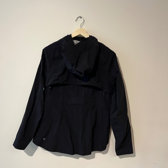 Lululemon Jacket - Picture 2 of 3